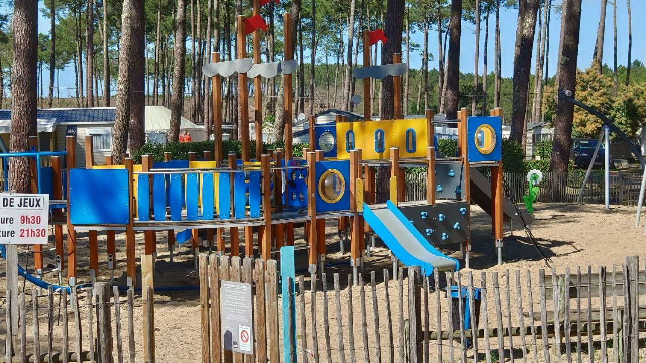 Mobil Home Tout Confort - Cote Landaise Saint-Julien-en-Born Εξωτερικό φωτογραφία